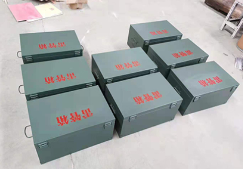 吴堡炸药箱和雷管箱一般是怎么存放的？